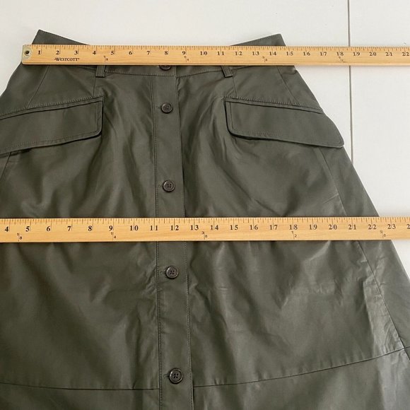 Banana Republic Vegan Leather Midi Skirt Size 4 Button Front Green Pockets - Picture 9 of 11